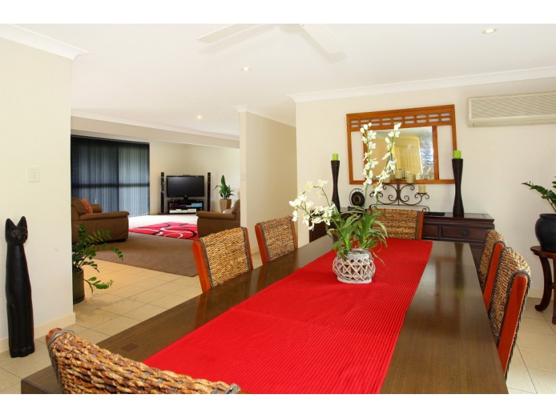 14 Numeralla Avenue, Ashmore QLD 4214