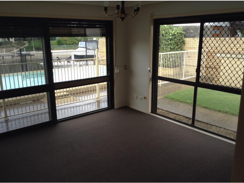 66 Gibraltar Drive, Isle Of Capri QLD 4217