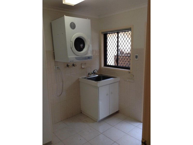 66 Gibraltar Drive, Isle Of Capri QLD 4217