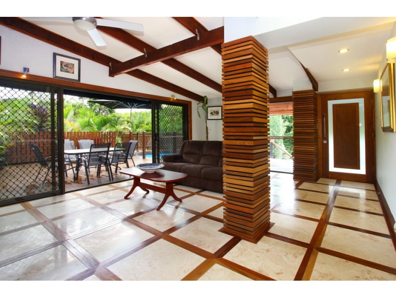 104 Plateau Crescent, Carrara QLD 4211