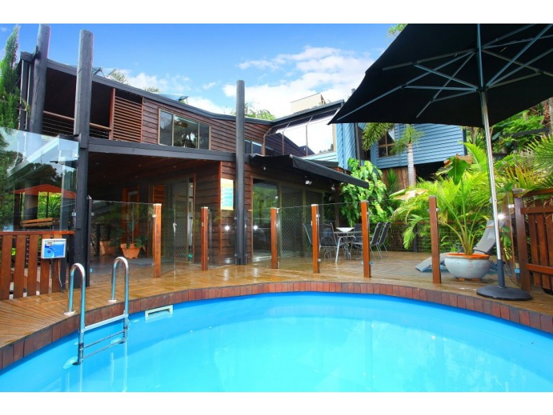 104 Plateau Crescent, Carrara QLD 4211