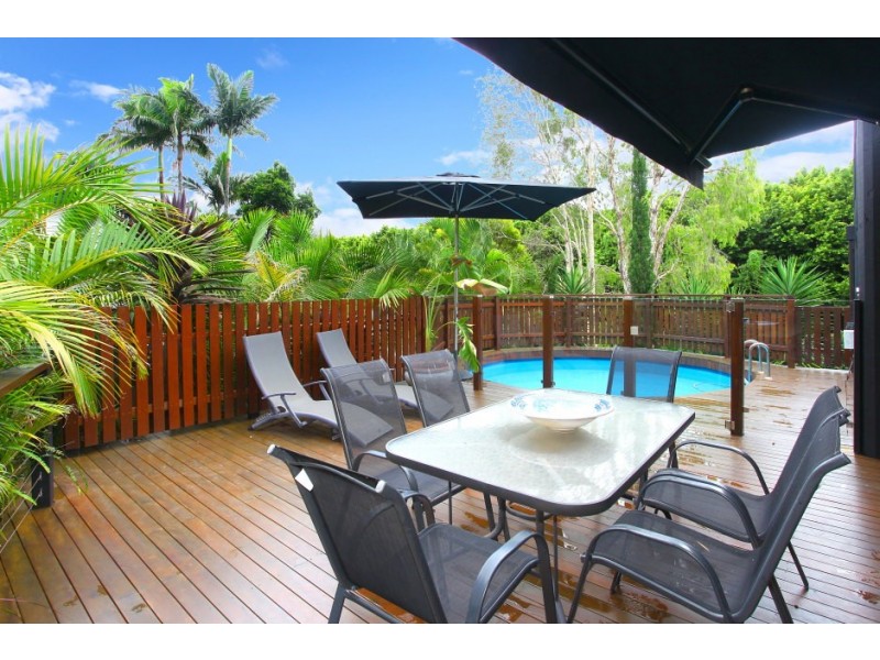 104 Plateau Crescent, Carrara QLD 4211