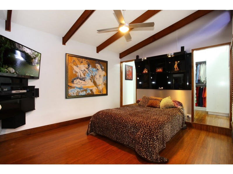 104 Plateau Crescent, Carrara QLD 4211