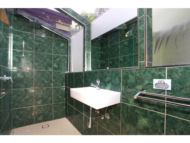 104 Plateau Crescent, Carrara QLD 4211