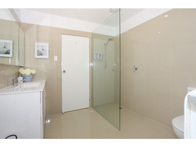 17 York Street, Southport QLD 4215