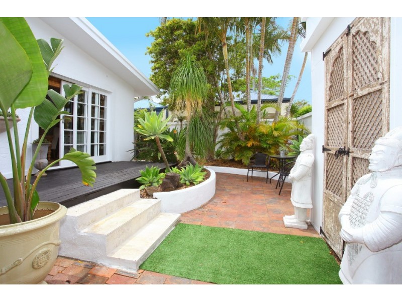 17 York Street, Southport QLD 4215