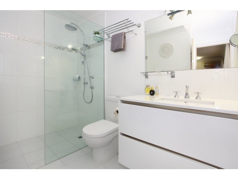 15/7 ‘Oaks South’ Campbell Street, Sorrento QLD 4217