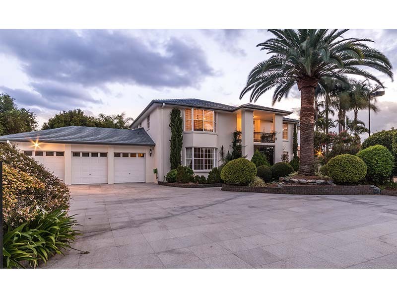 54 Commodore Drive, Paradise Waters QLD 4217