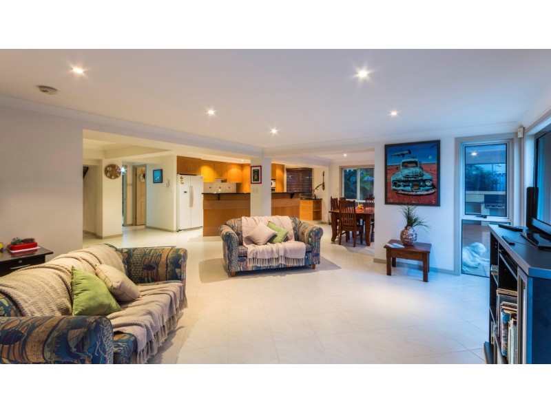 13 Winchester Street, Southport QLD 4215