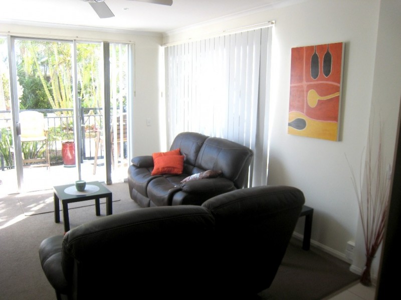 3/2898 ‘The Pinnacle’ Gold Coast Highway, Surfers Paradise QLD 4217