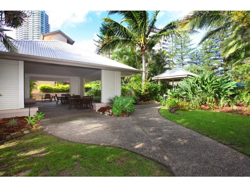 1001/28 ‘Longbeach Apartments’ Northcliffe Terrace, Surfers Paradise QLD 4217