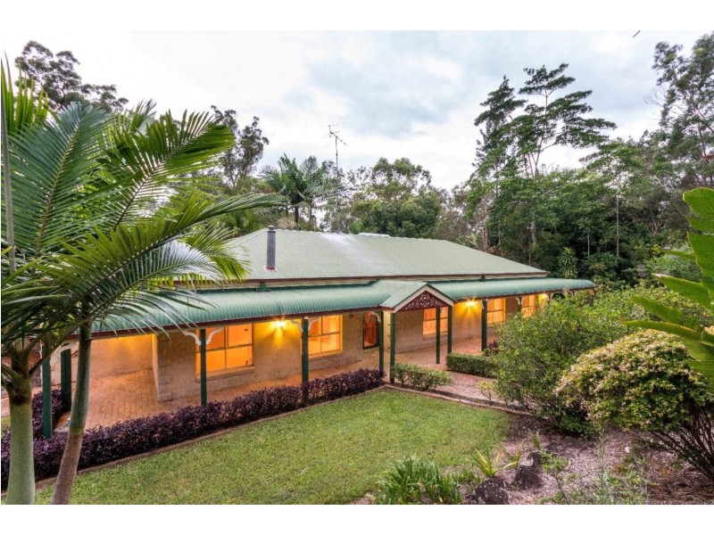 7 Stirling Court, Bonogin QLD 4213