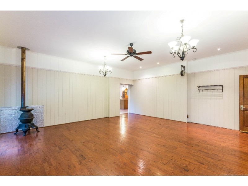 7 Stirling Court, Bonogin QLD 4213