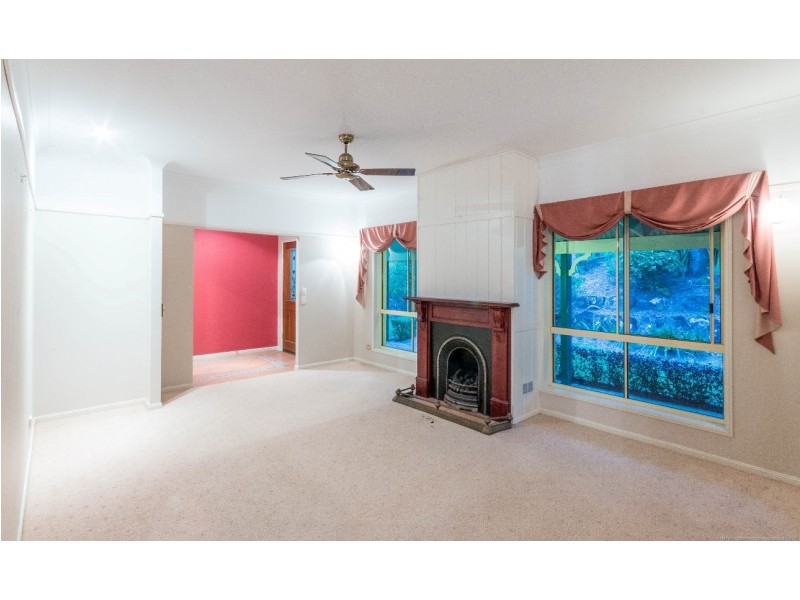 7 Stirling Court, Bonogin QLD 4213