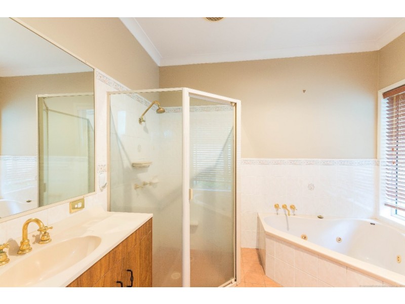 7 Stirling Court, Bonogin QLD 4213