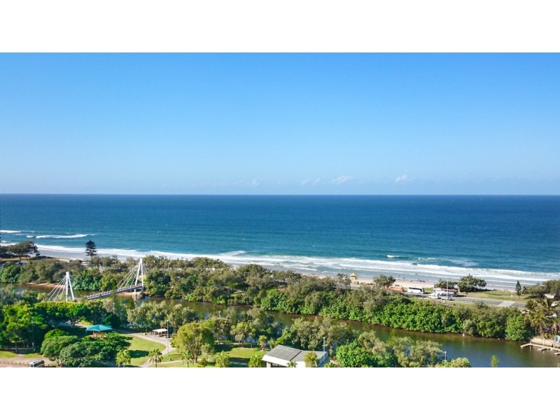 104/2 ‘Atlantis West’ Admiralty Drive, Paradise Waters QLD 4217
