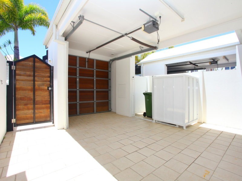 48/103 ‘Raffles on Capri’ Salerno Street, Isle Of Capri QLD 4217