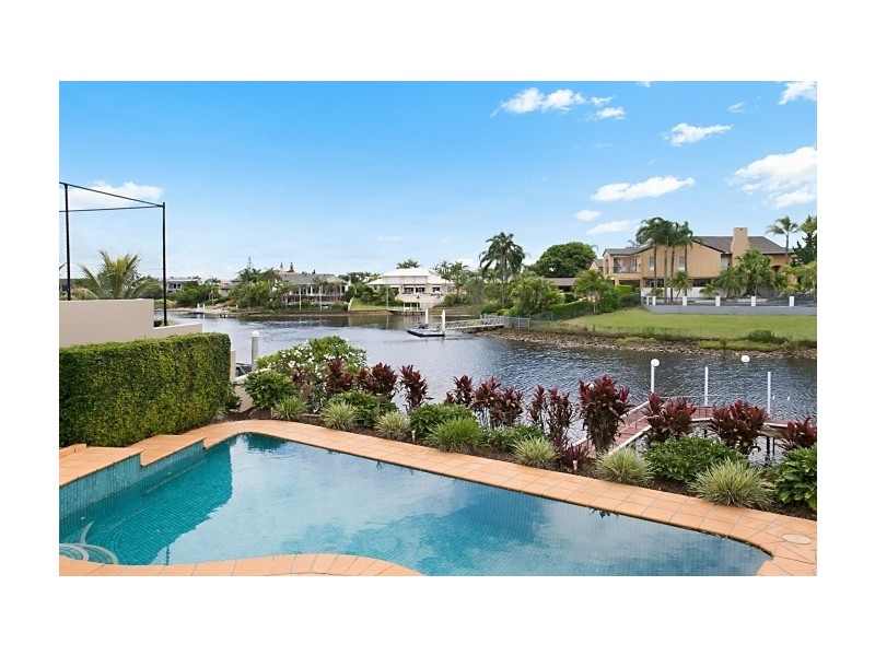 24 Donegal Crescent, Sorrento QLD 4217