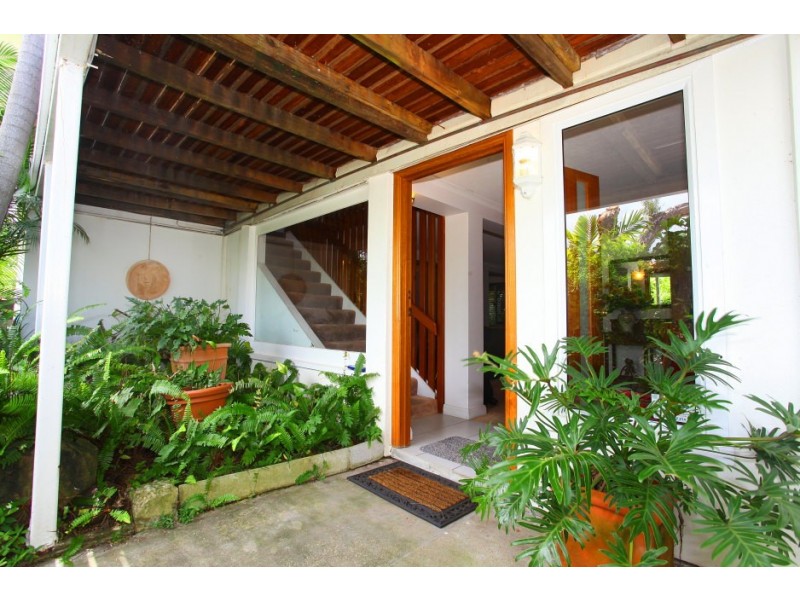 3 Andrews Street, Southport QLD 4215