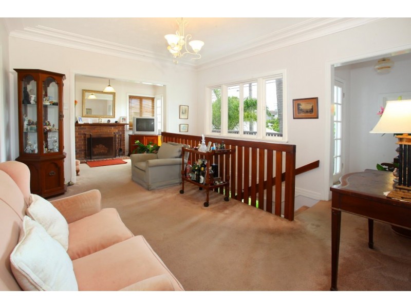 3 Andrews Street, Southport QLD 4215