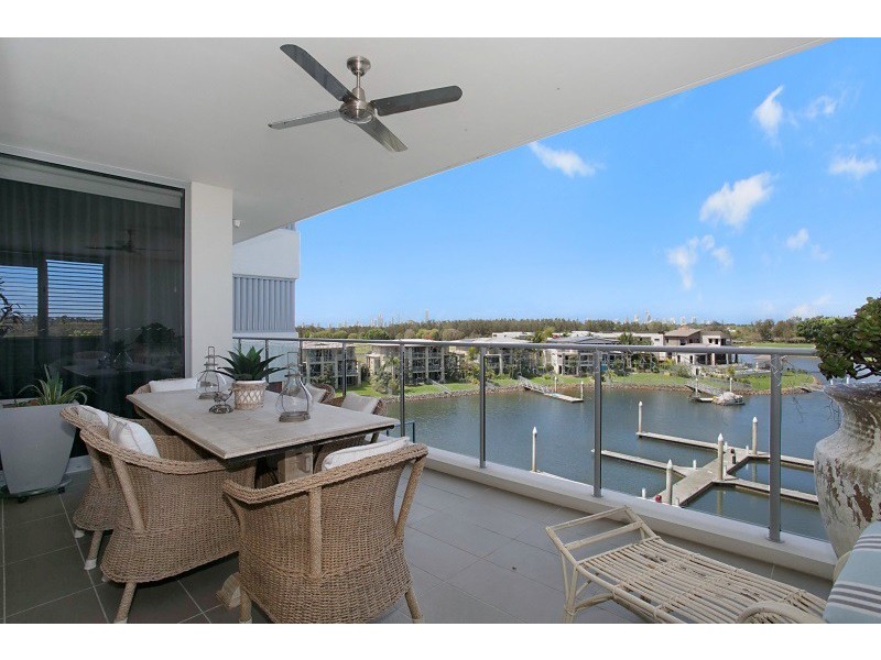 145/135 ‘Signature Apartments’ Lakelands Drive, Merrimac QLD 4226