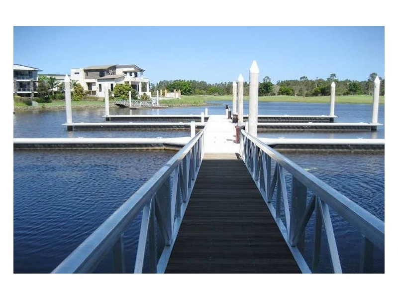 145/135 ‘Signature Apartments’ Lakelands Drive, Merrimac QLD 4226