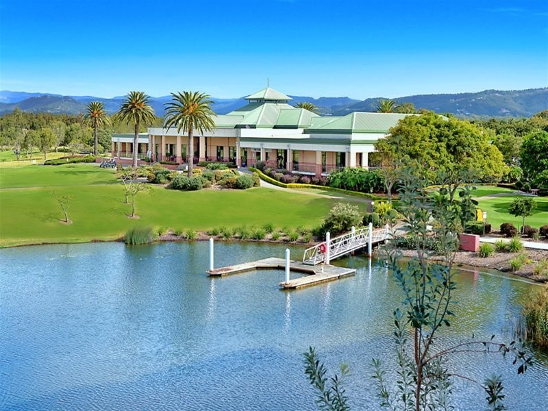 145/135 ‘Signature Apartments’ Lakelands Drive, Merrimac QLD 4226