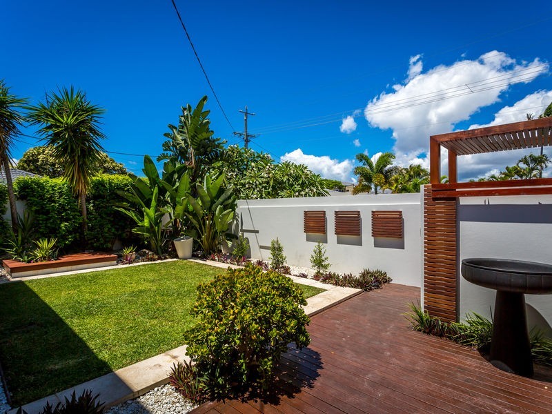 27 Rapallo Avenue, Isle Of Capri QLD 4217