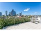 2/7 Burra Street, Chevron Island QLD 4217