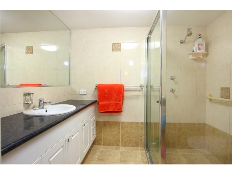 7/54 ‘Pacific Keys Central’ Hooker Boulevard, Mermaid Waters QLD 4218