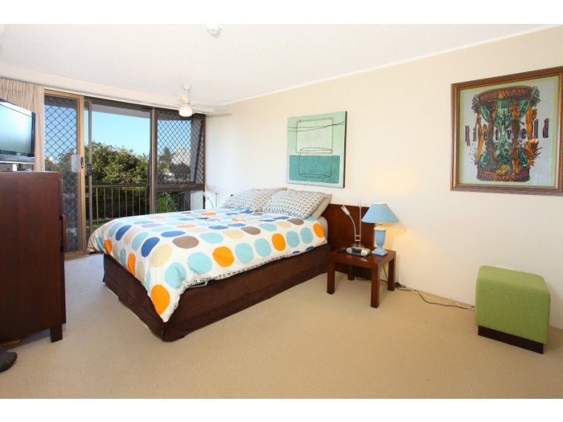 7/54 ‘Pacific Keys Central’ Hooker Boulevard, Mermaid Waters QLD 4218