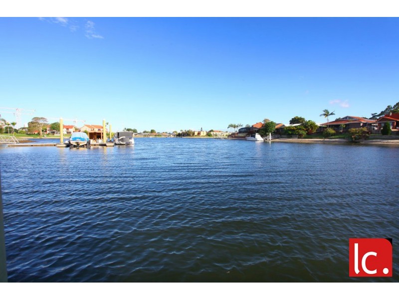 7/54 ‘Pacific Keys Central’ Hooker Boulevard, Mermaid Waters QLD 4218