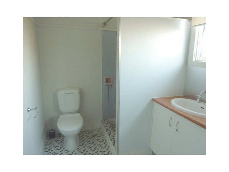 3 College Avenue, Southport QLD 4215