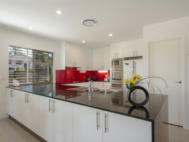 18 Clare Street, Southport QLD 4215