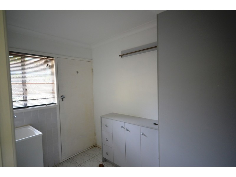 36 St Andrews, Isle Of Capri QLD 4217