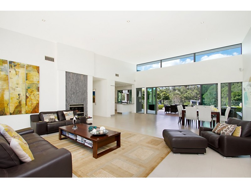 65 Bonogin Road, Mudgeeraba QLD 4213