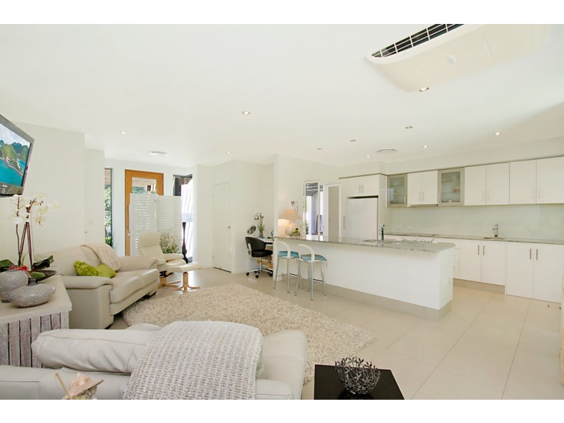 65 Bonogin Road, Mudgeeraba QLD 4213