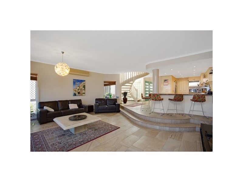 32B Sunset Boulevard, Surfers Paradise QLD 4217