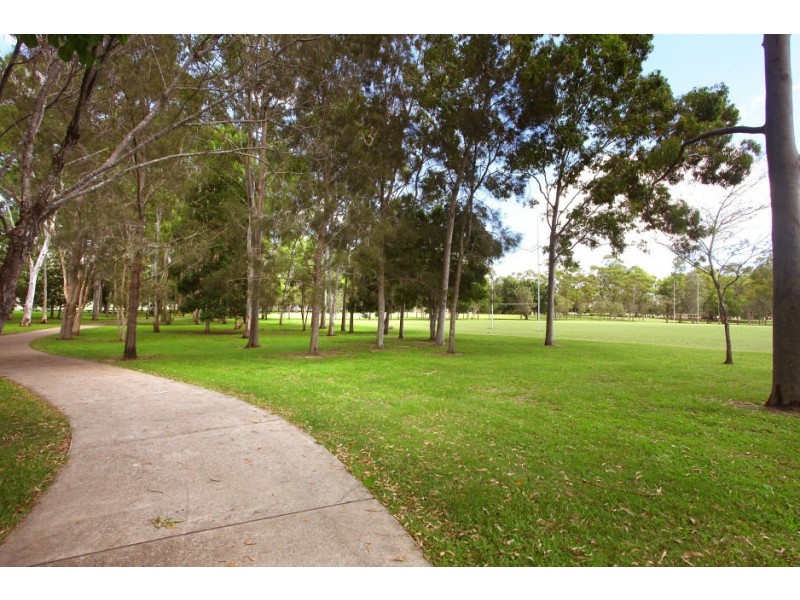 40 Fremar Street, Broadbeach Waters QLD 4218