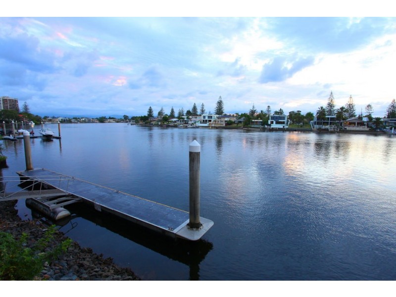 31/2916 ‘Florida Gardens’ Gold Coast Highway, Surfers Paradise QLD 4217