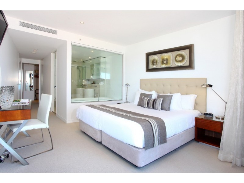Broadbeach QLD 4218