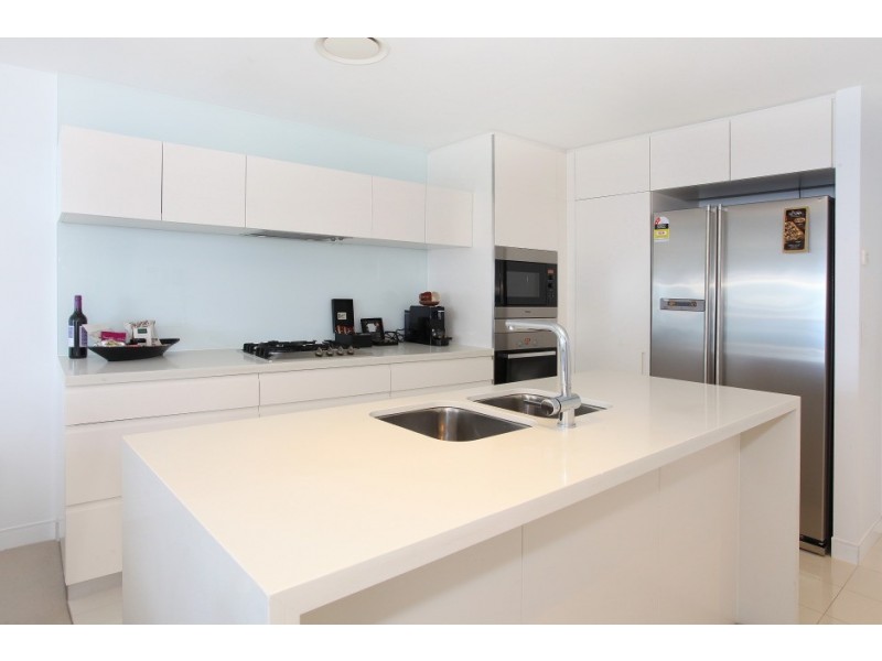 Broadbeach QLD 4218