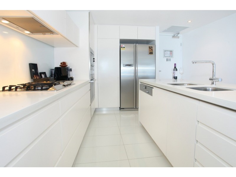 Broadbeach QLD 4218