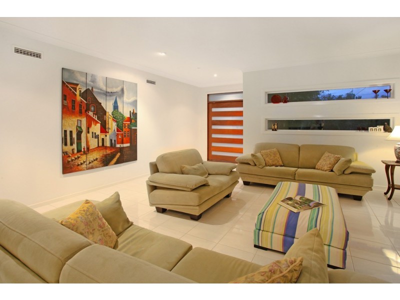 Broadbeach Waters QLD 4218