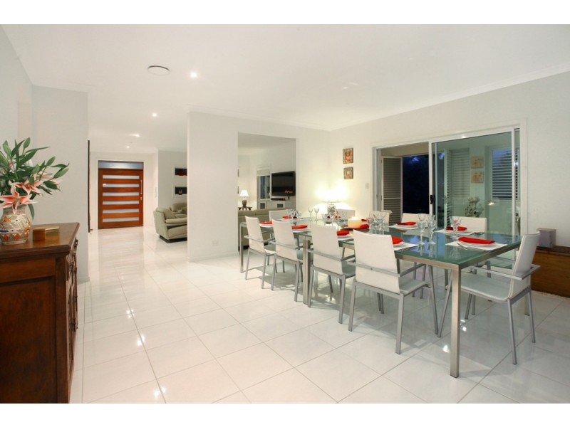 Broadbeach Waters QLD 4218