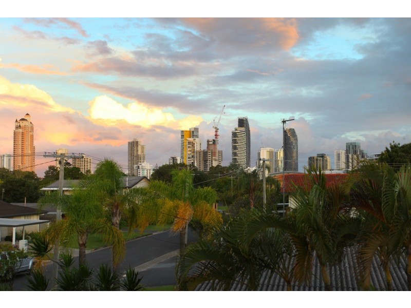 Broadbeach Waters QLD 4218