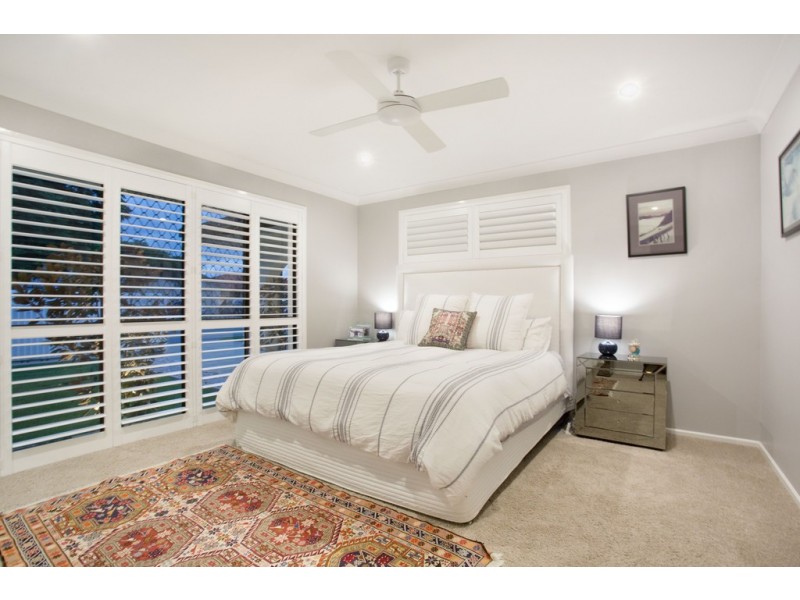 129 Campbell Street, Sorrento QLD 4217