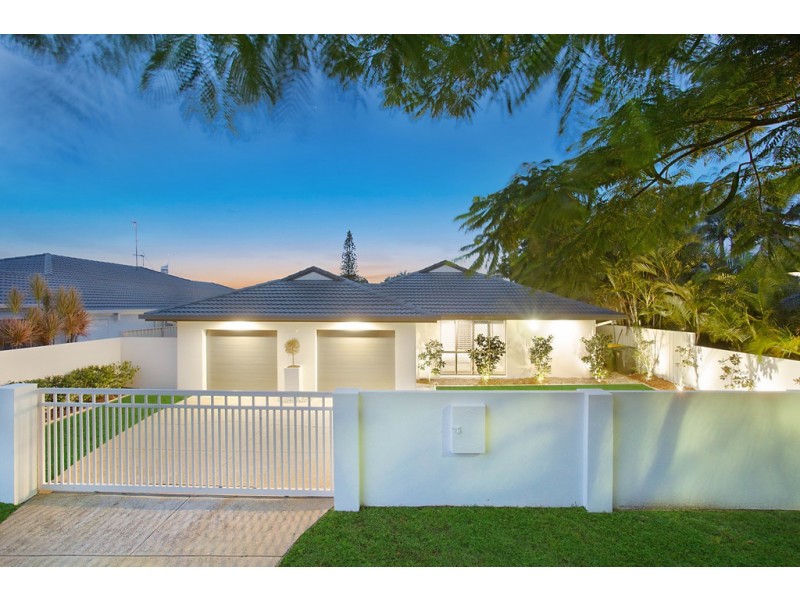 129 Campbell Street, Sorrento QLD 4217