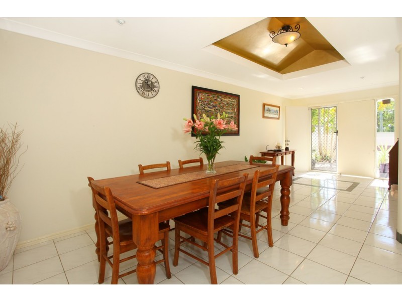 148 Bamboo Avenue, Benowa QLD 4217
