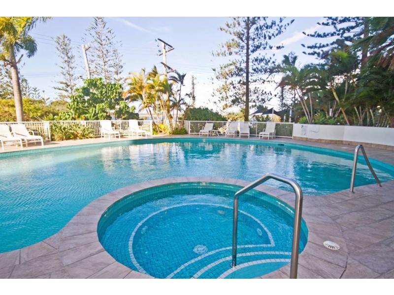 1304/182 ‘Crystal Bay Resort’ Marine Parade, Labrador QLD 4215